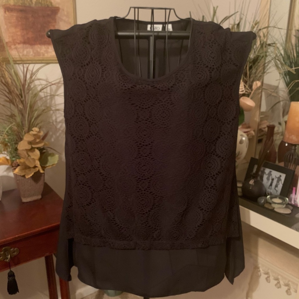 Cato Top
